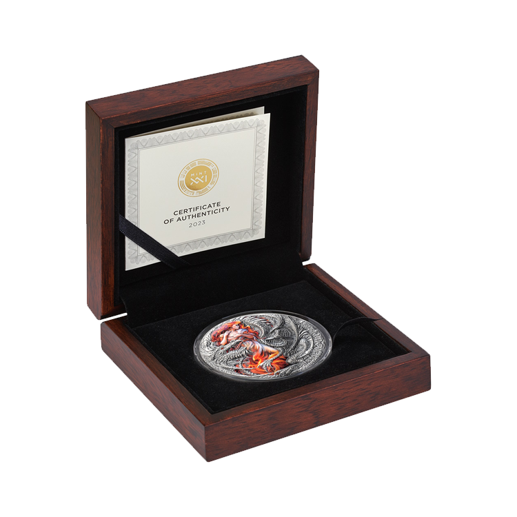 2 troy ounce zilveren munt Dragonology serie - Flaming Wyvern 2023 - antieke afwerking perspectief 4