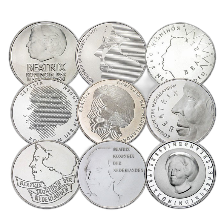 100 zilveren 50 gulden muntstukken voorkant